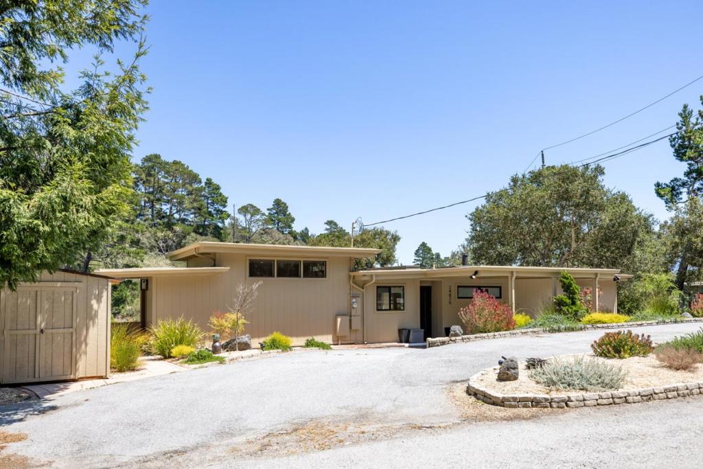 24875 N Carmel Hills Drive Property Photo 1