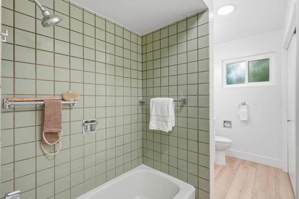 1409 Oxford Street 5 Property Photo 21