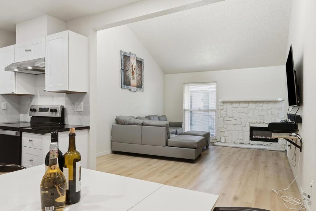 7283 Florin Mall 8 Property Photo 12