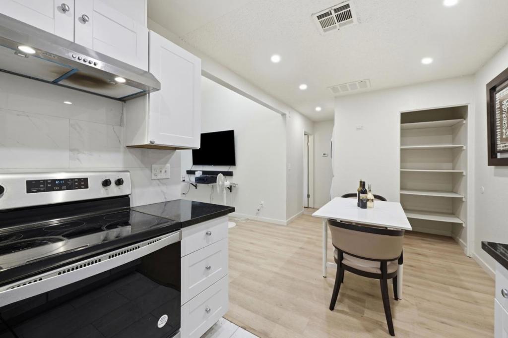 7283 Florin Mall 8 Property Photo 18