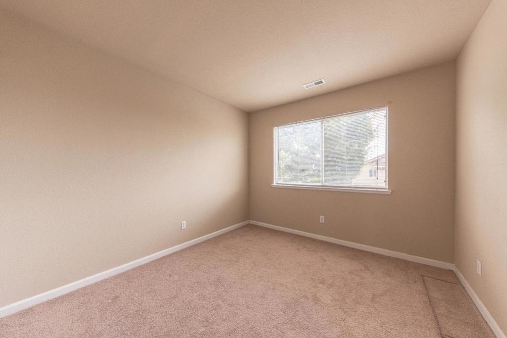 1185 Raven Court Property Photo 24
