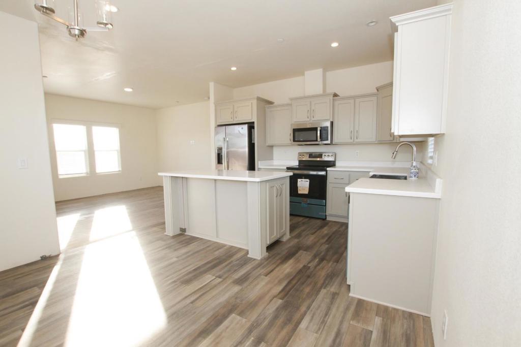 2055 Rucker Avenue Property Photo 2