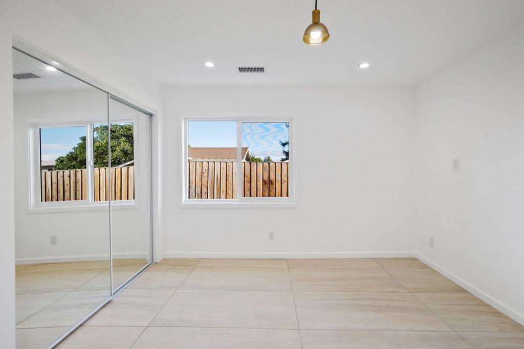 113 Donaldson Way Property Photo 27