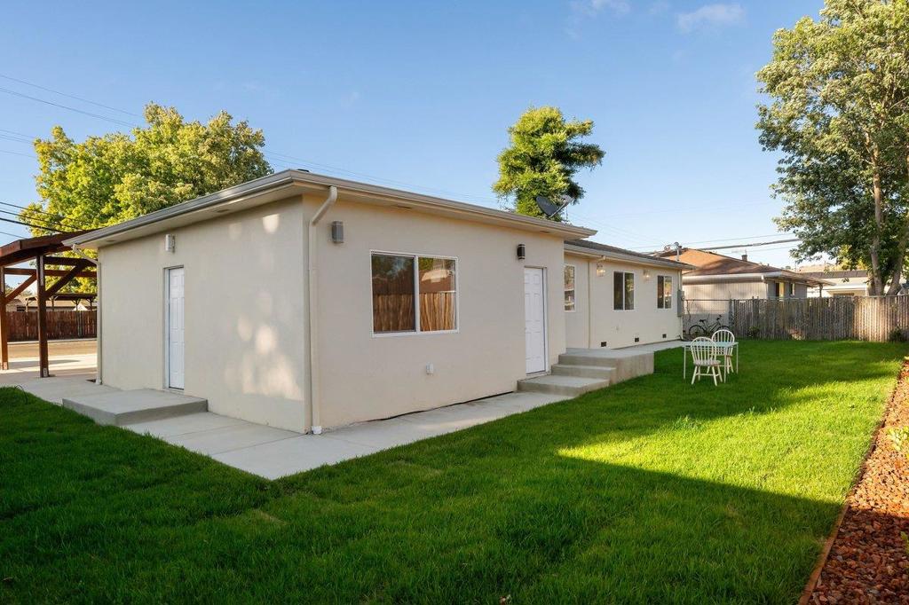 113 Donaldson Way Property Photo 35
