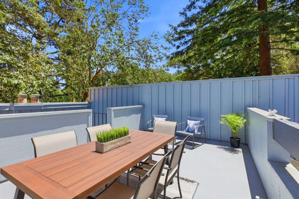 2052 Wharf Road Property Photo 1