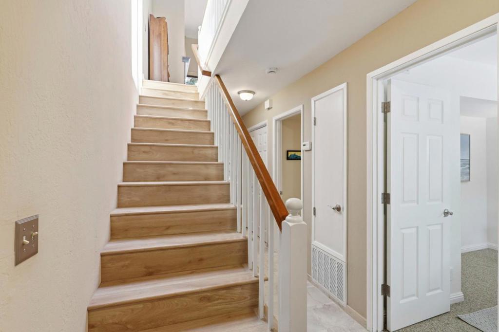 2052 Wharf Road Property Photo 7