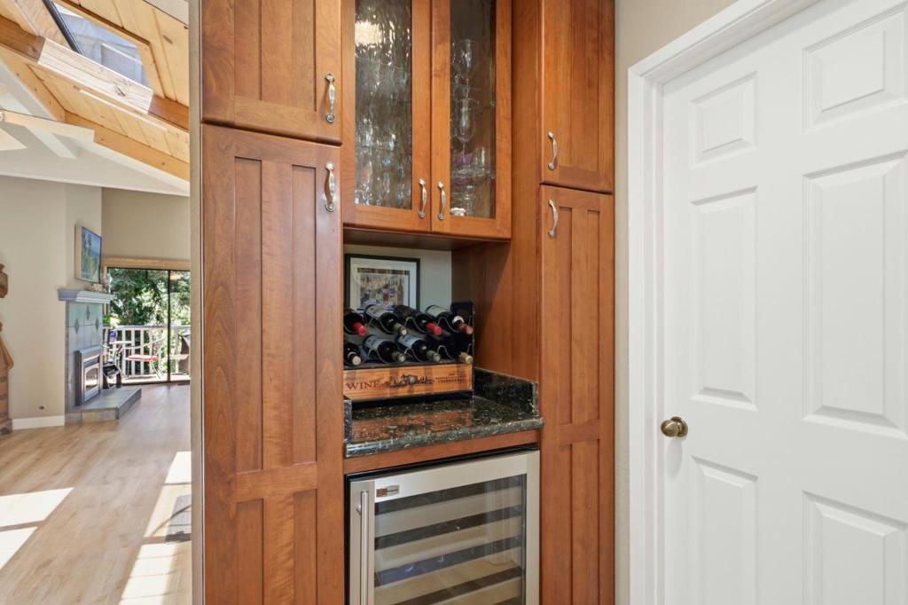 2052 Wharf Road Property Photo 10