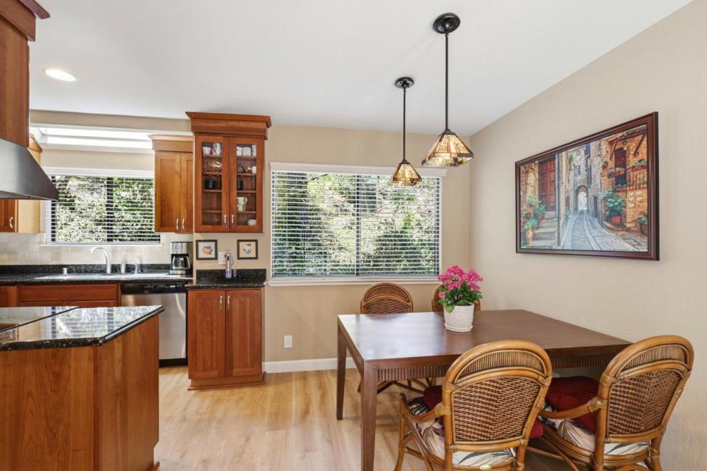 2052 Wharf Road Property Photo 14