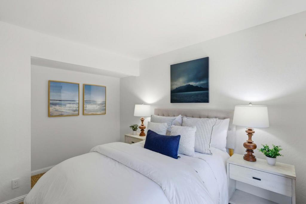 2052 Wharf Road Property Photo 32