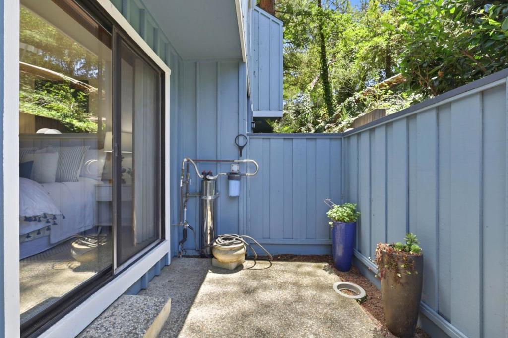 2052 Wharf Road Property Photo 34