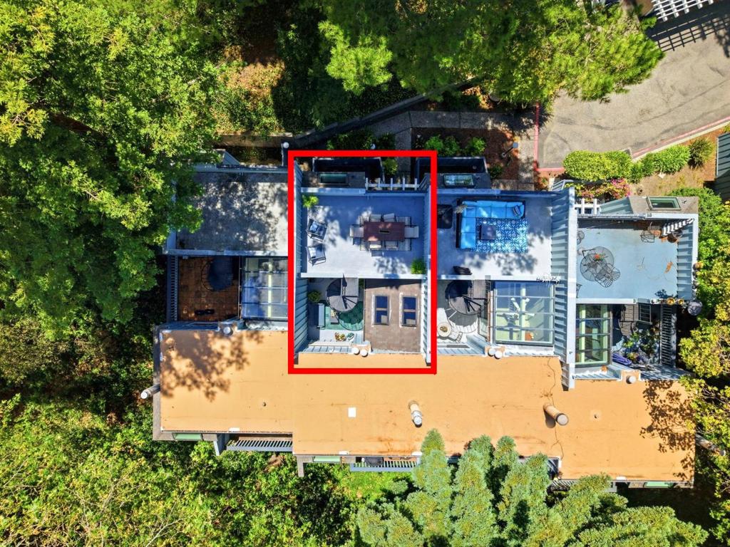 2052 Wharf Road Property Photo 38