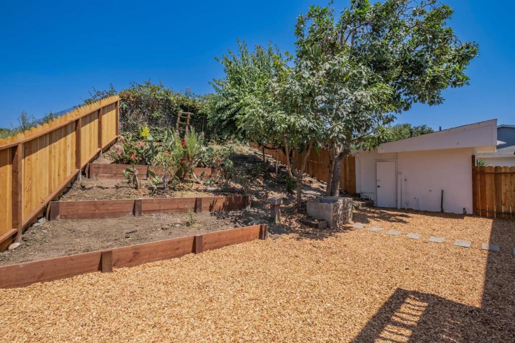 344 Pennsylvania Drive Property Photo 41