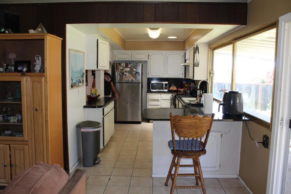 15480 Oak Hills Drive Property Photo 14