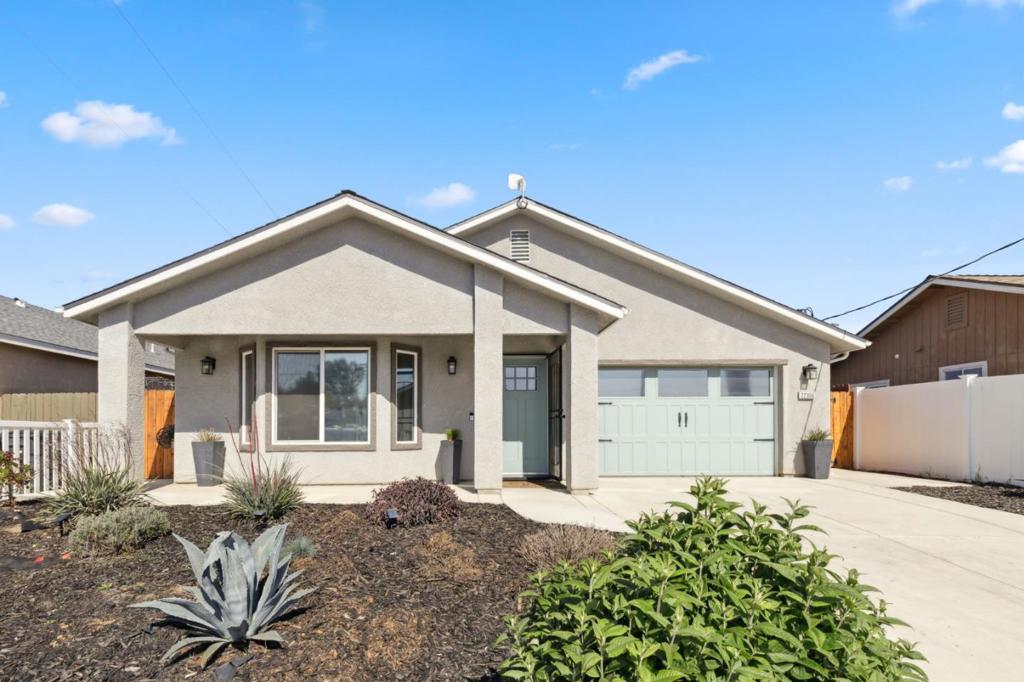 22356 Arnott Drive Property Photo 1