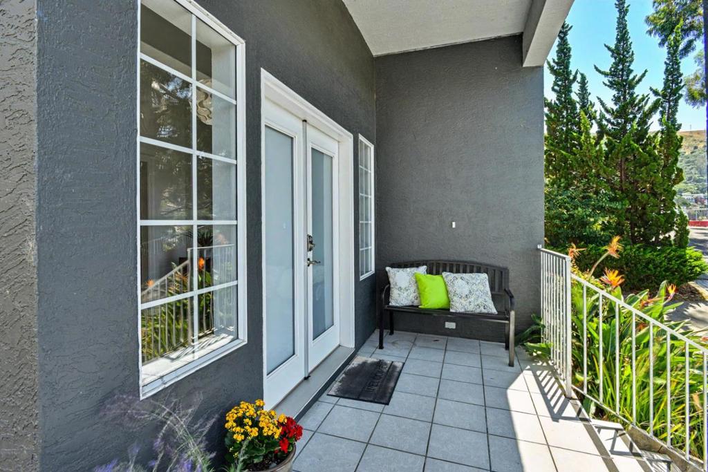 175 Tulare Street Property Photo 40