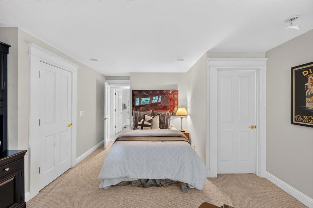 52 Hernandez Avenue Property Photo 48
