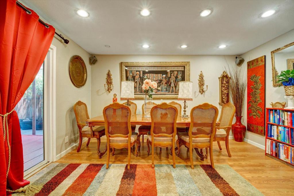 22505 Ralston Place Property Photo 19