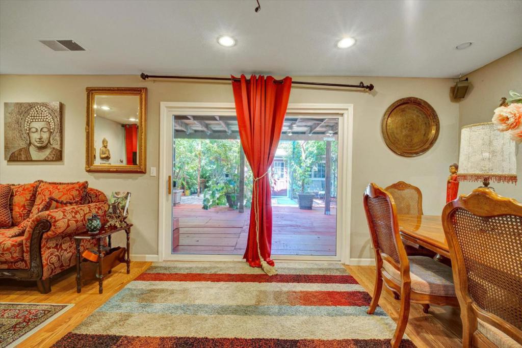 22505 Ralston Place Property Photo 21
