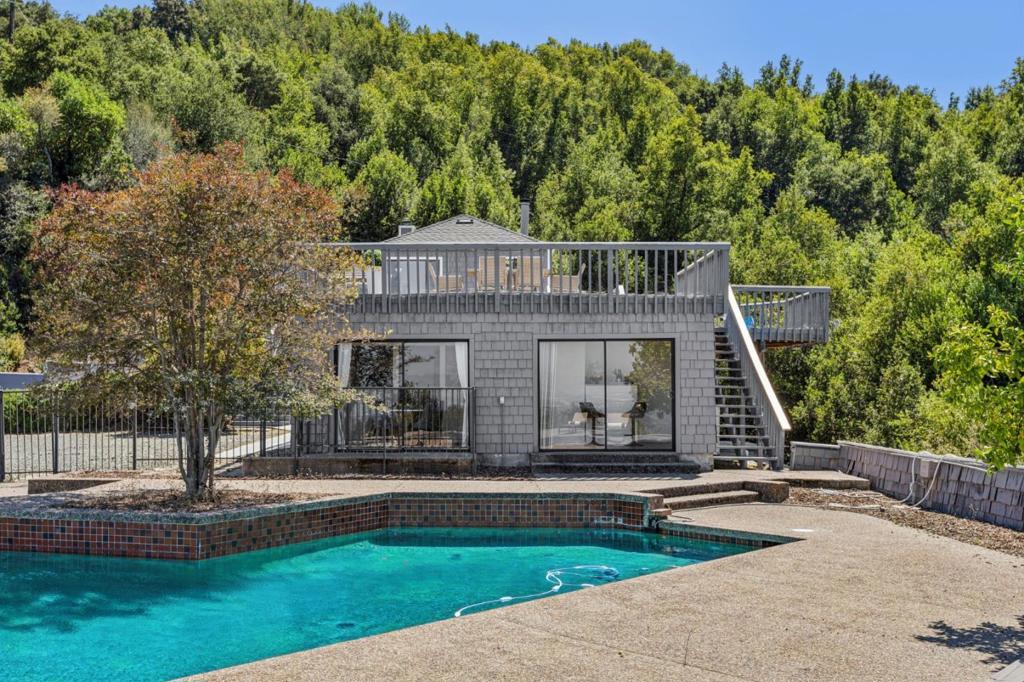 16490 Wood Acres Road Property Photo 26