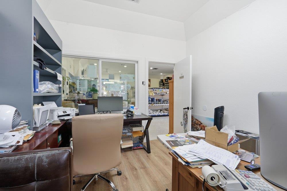 615 Stockton Avenue Property Photo 19