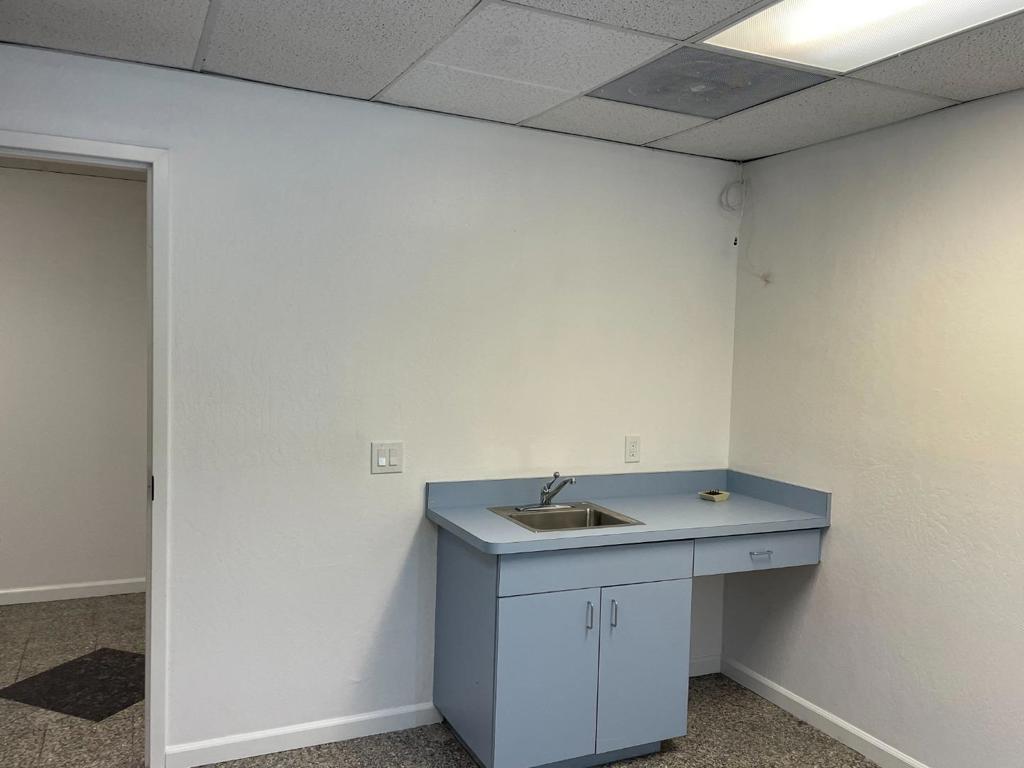125 N Jackson Avenue 110 Property Photo 30