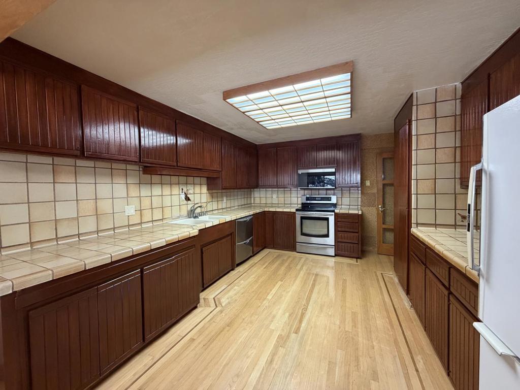 26175 Pierce Road Property Photo 9