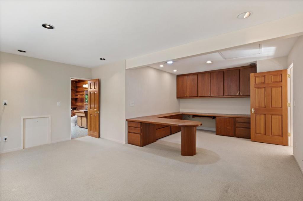 26175 Pierce Road Property Photo 13