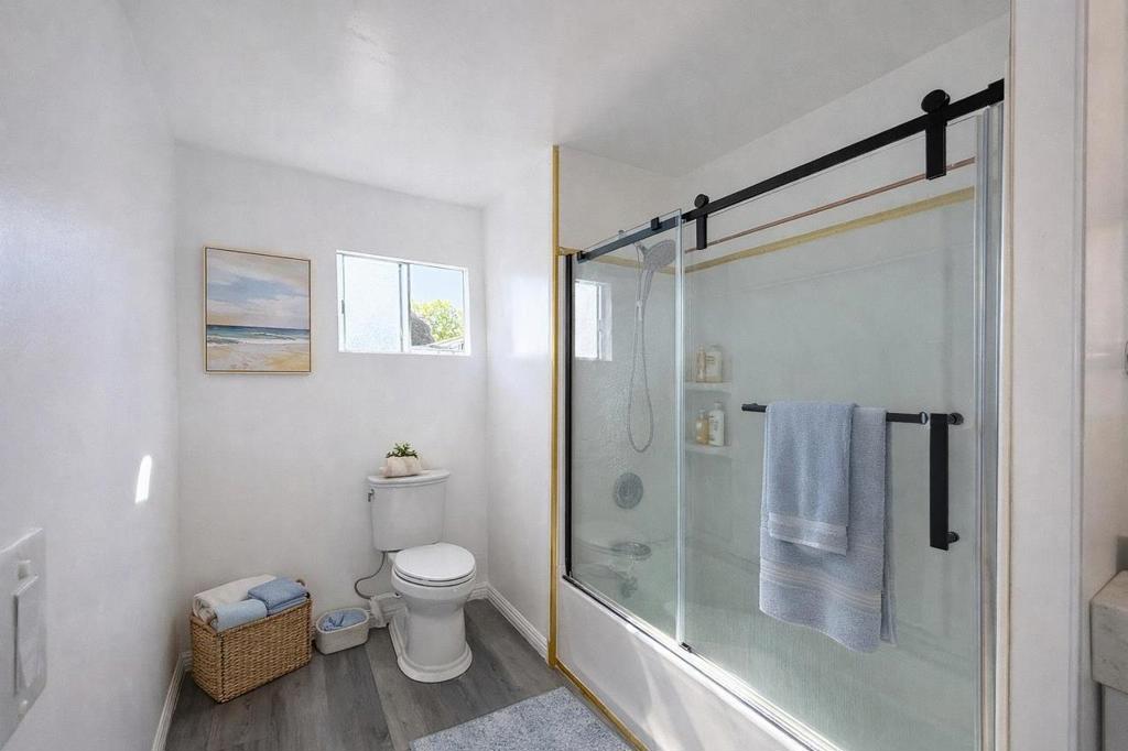 2151 Old Oakland Road 324 Property Photo 9