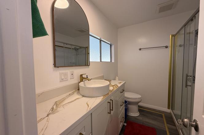 2151 Old Oakland Road 324 Property Photo 10