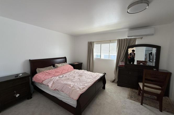 2151 Old Oakland Road 324 Property Photo 12