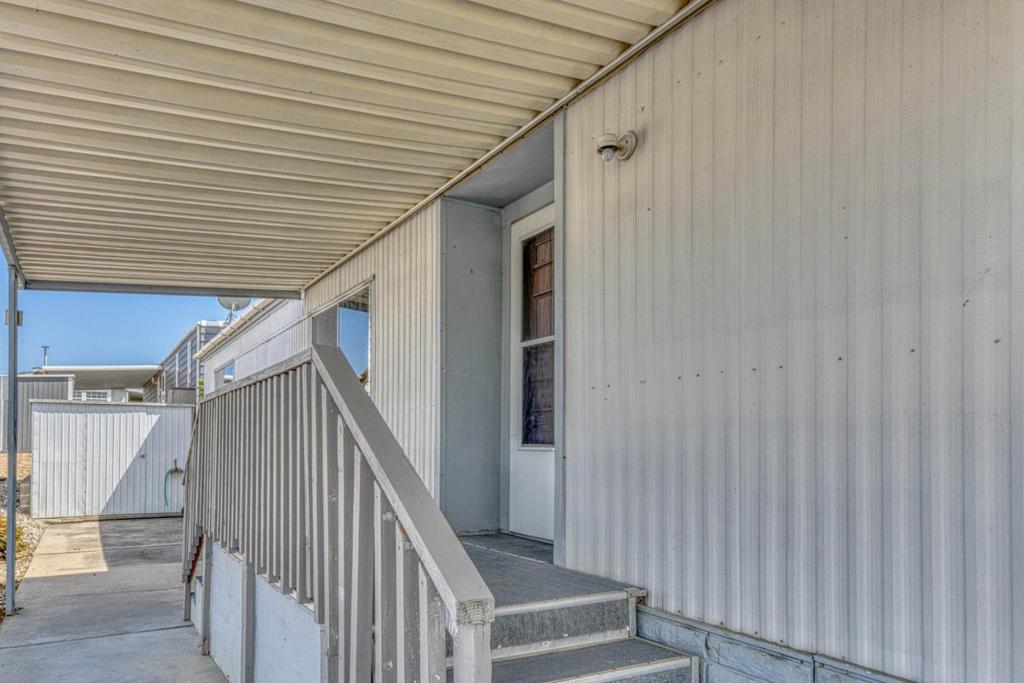150 Kern Street 92 Property Photo 5