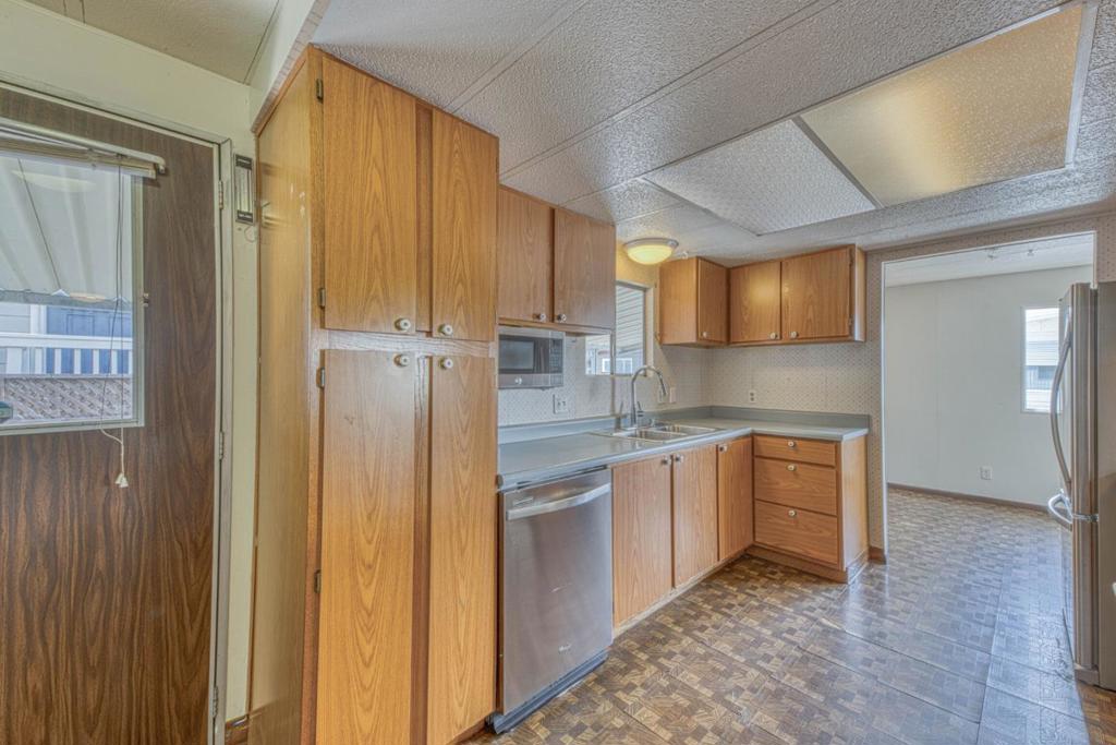 150 Kern Street 92 Property Photo 15