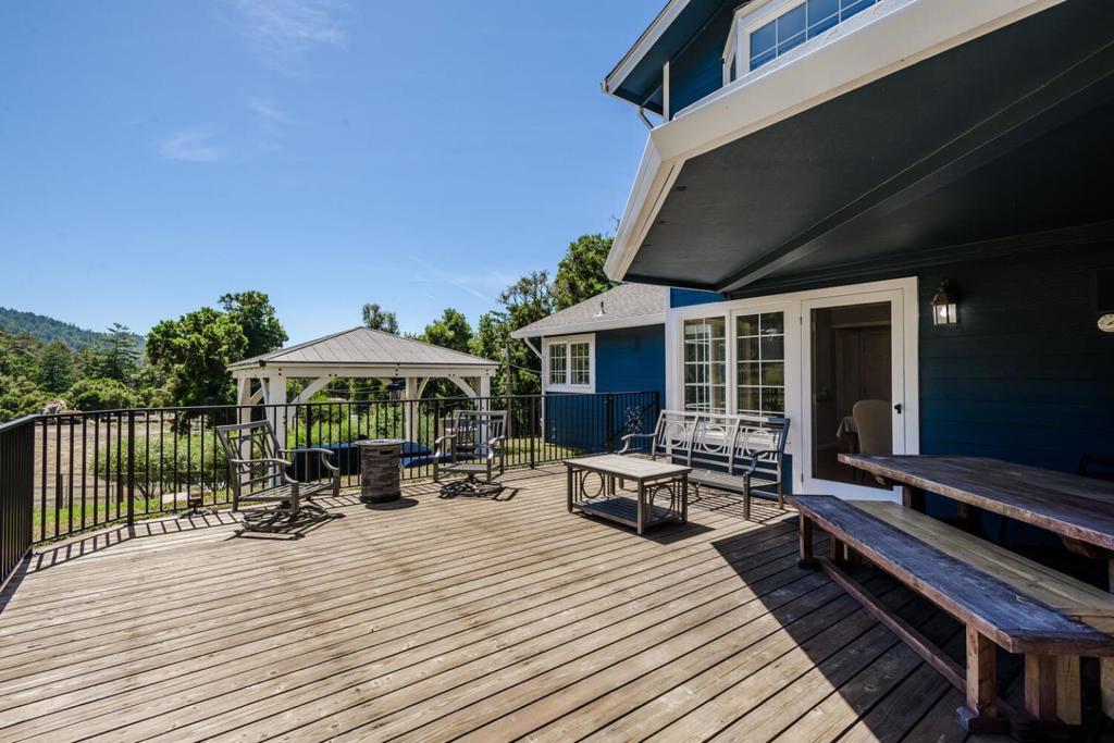 60 Fernwood Drive Property Photo 12