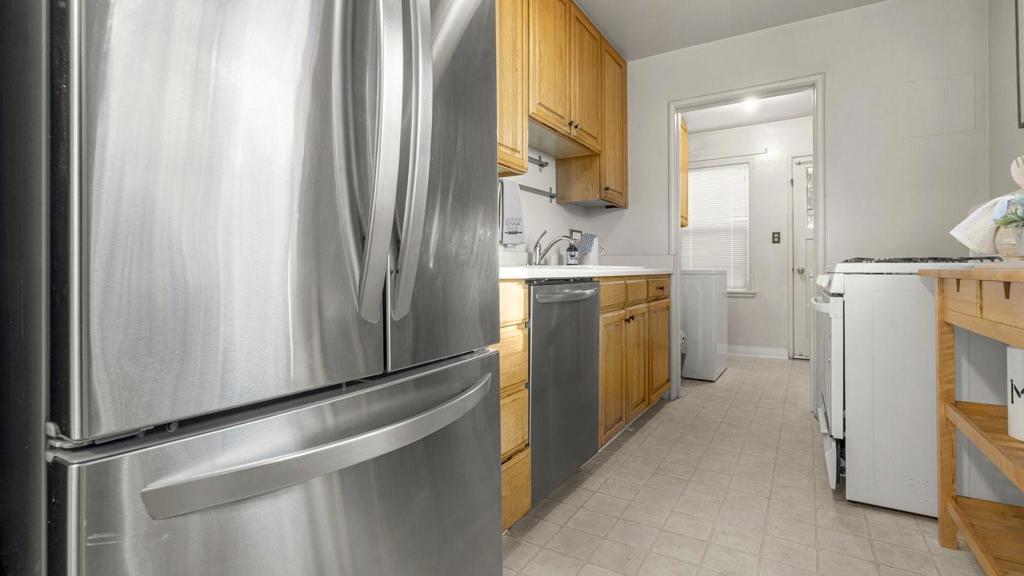 21685 Olive Avenue Property Photo 8
