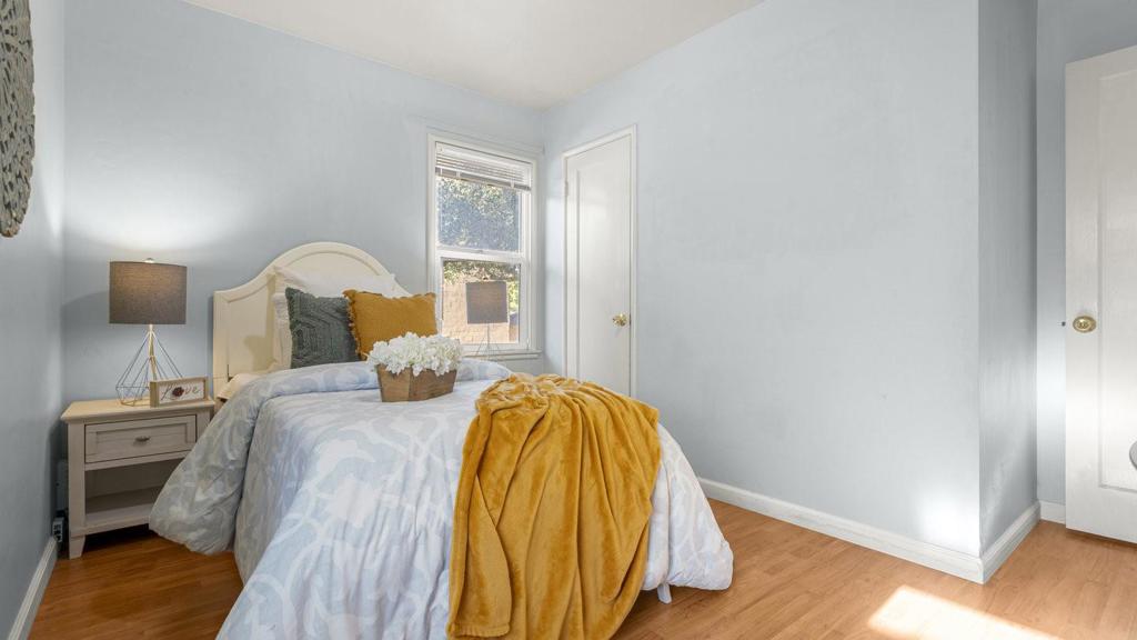 21685 Olive Avenue Property Photo 14