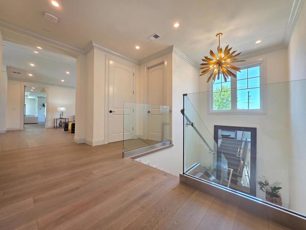 1516 Los Montes Drive Property Photo 19