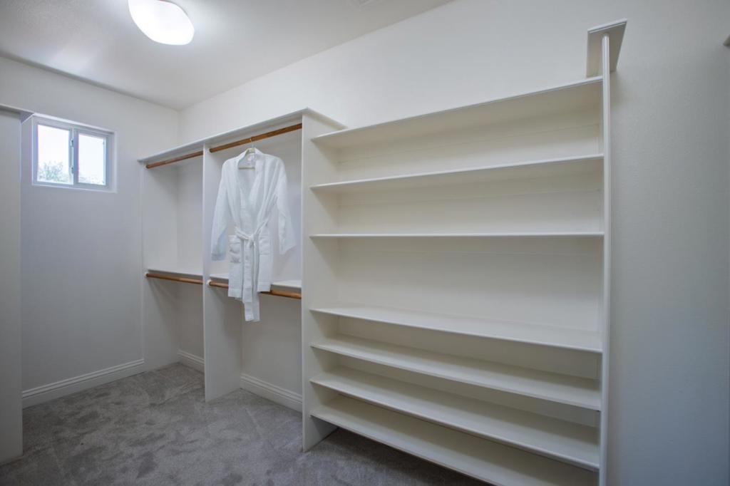 10746 Green Valley Drive Property Photo 35