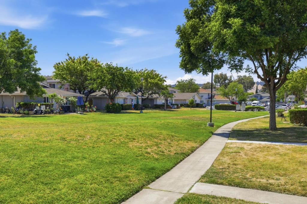 5473 Tradewinds 2 Property Photo 20