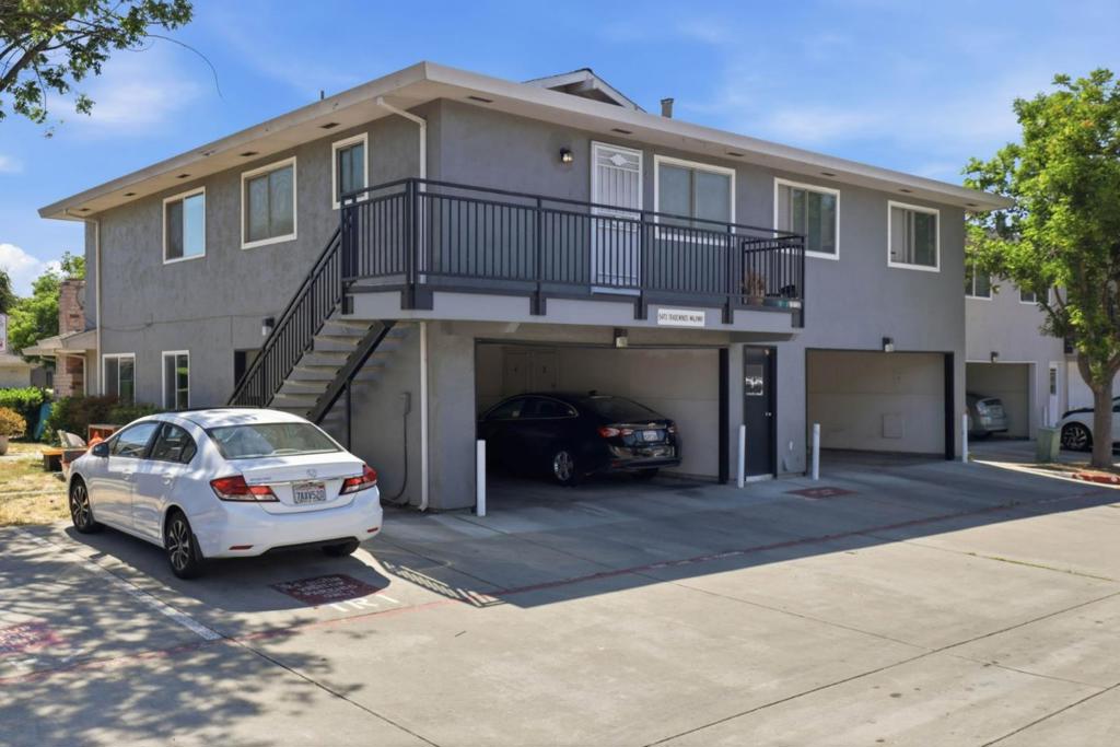 5473 Tradewinds 2 Property Photo 21