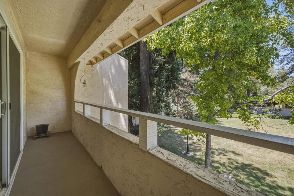 539 Giuffrida Avenue B Property Photo 32