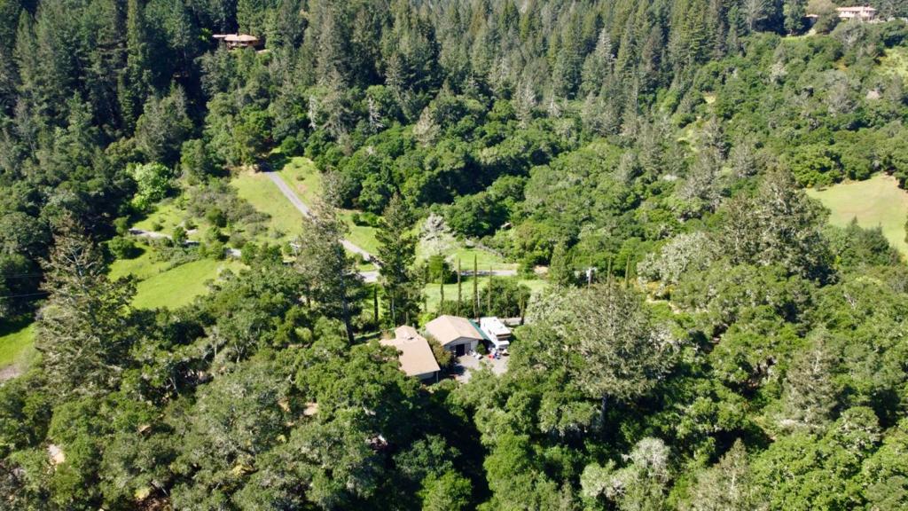 2346 Mill Creek Lane Property Photo 2