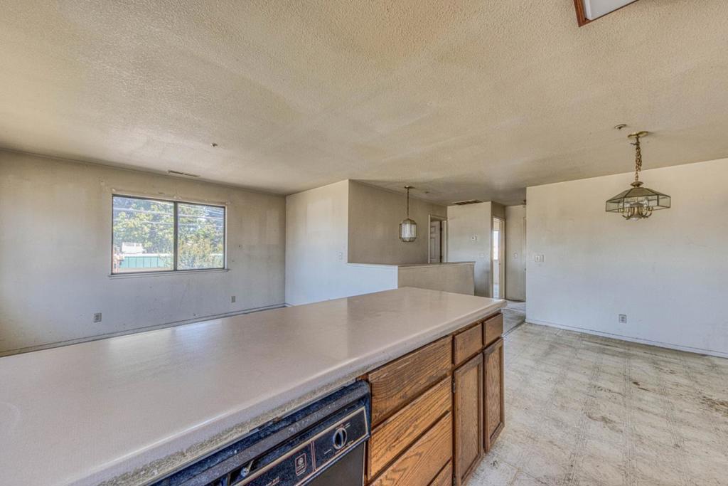 ML82051906 Property Photo 9