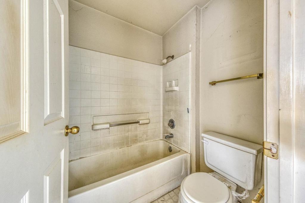 ML82051906 Property Photo 13