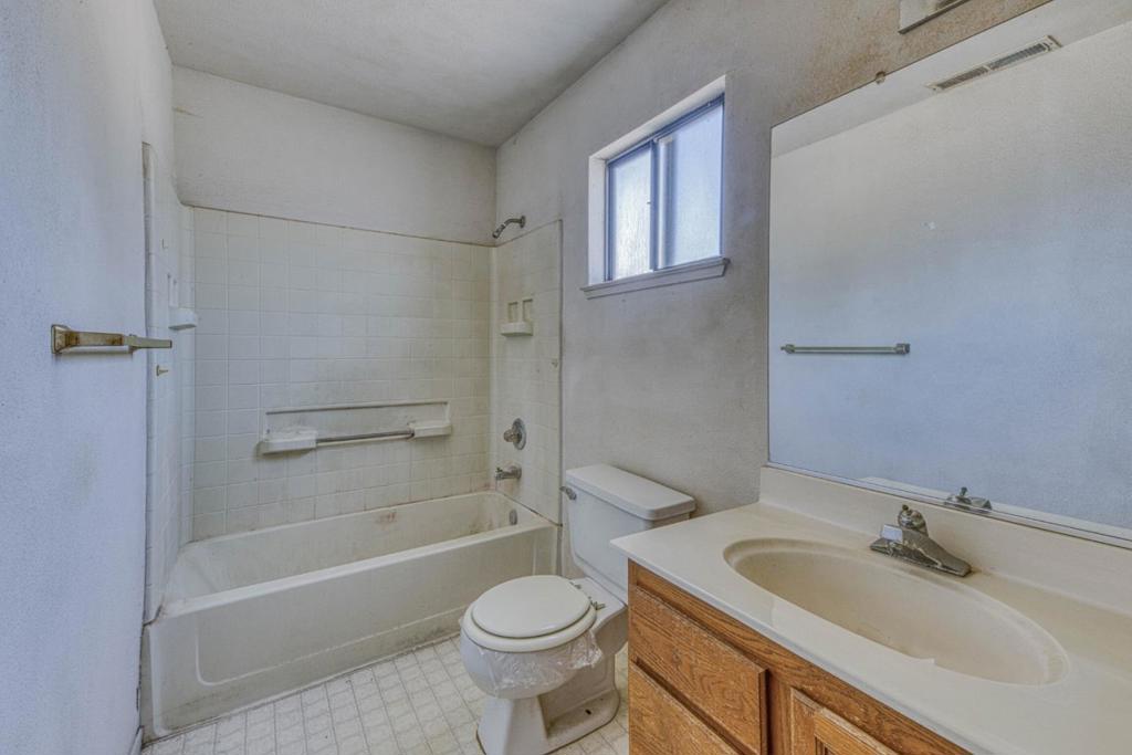 ML82051906 Property Photo 15
