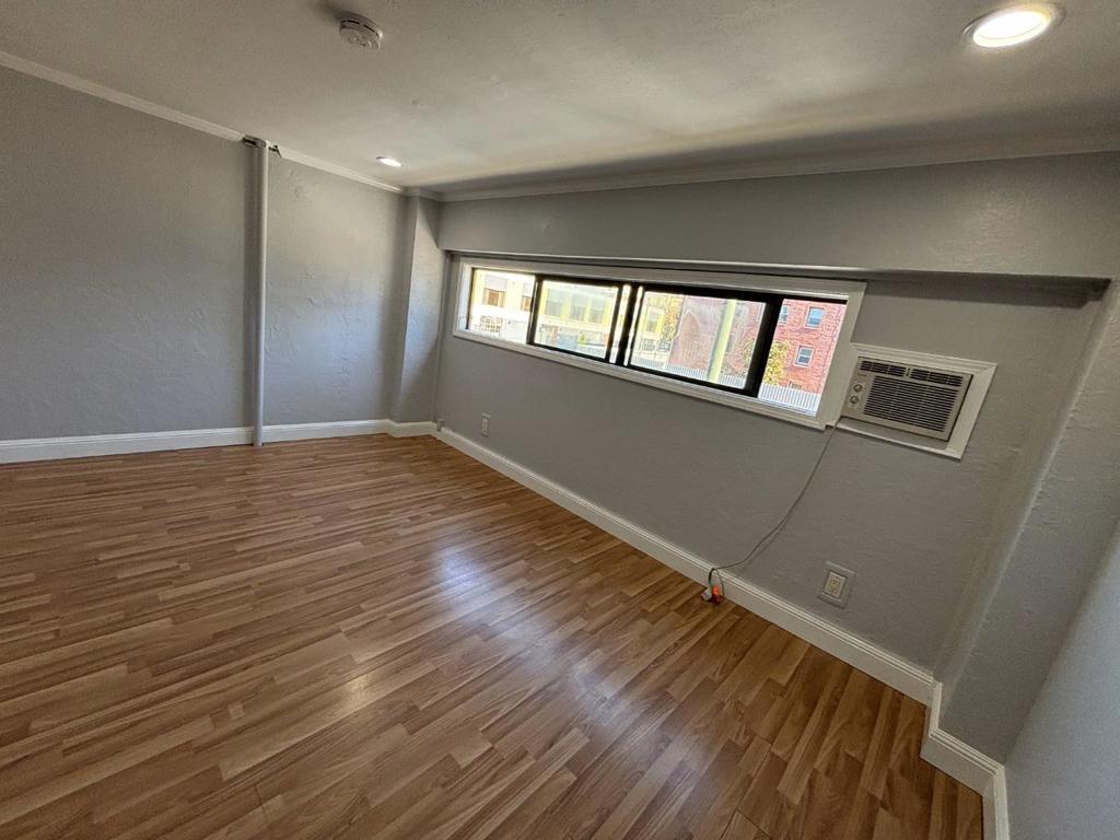 1719 Jefferson Street Property Photo 7