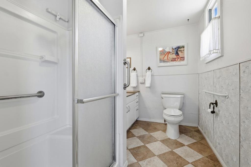 308 Gharkey Street Property Photo 4