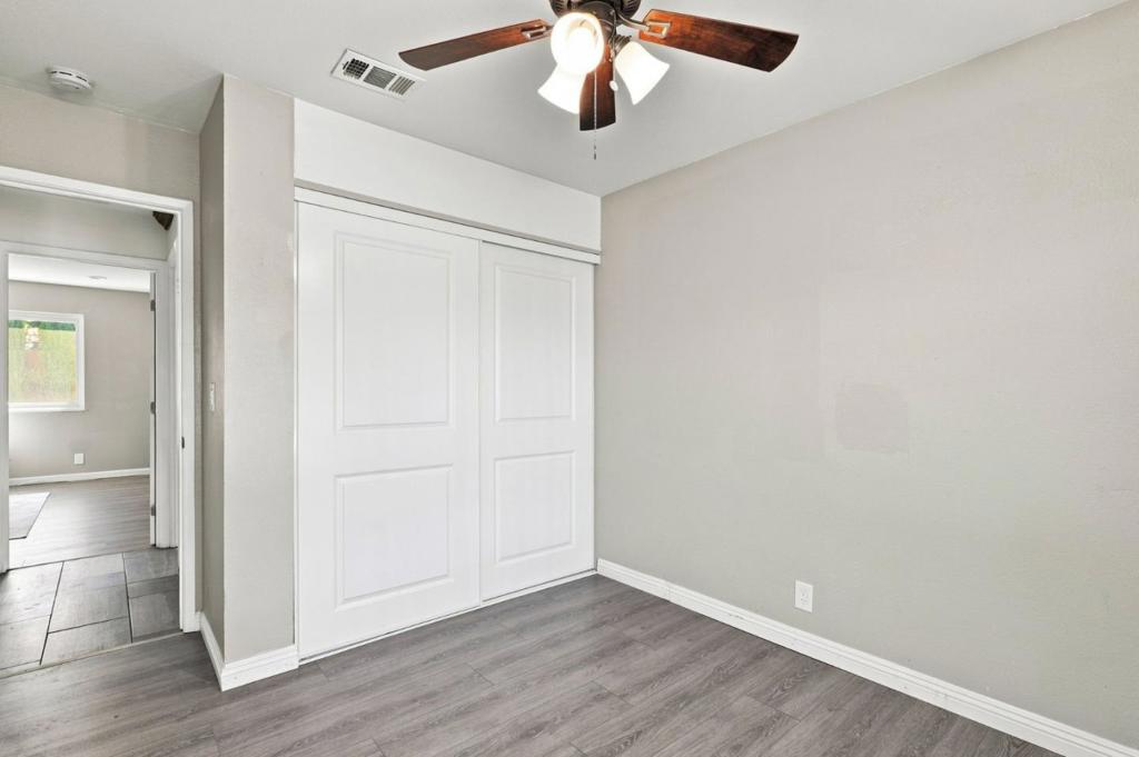 570 Biscayne Court Property Photo 11