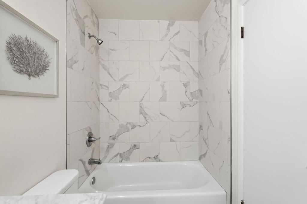 2712 Meath Drive Property Photo 22