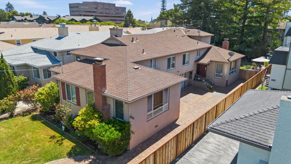 109 Hobart Avenue Property Photo
