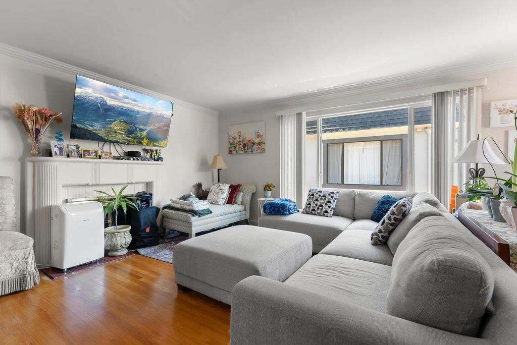 109 Hobart Avenue Property Photo 9